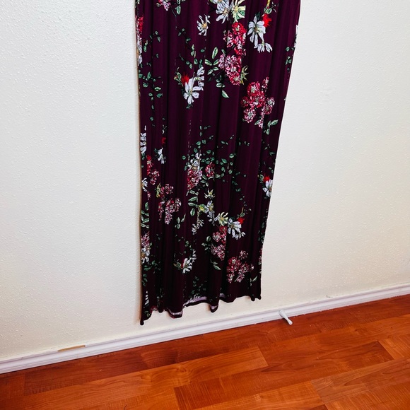 Burgundy Floral Print Short Sleeve Maxi Dress - Picture 7 of 10